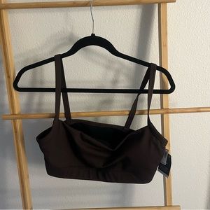 GAP sports bra medium support new with tags size L